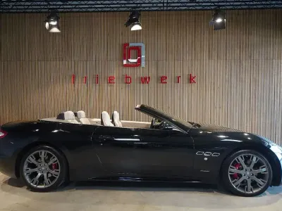 Gebraucht Maserati GranCabrio 460 PS (338 kW) 2019 Schwarz Cabrio