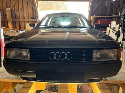 Second-hand Audi 80 75 CP (55 kW) 1988 Albastru Berlinǎ