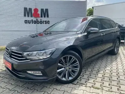 Gebraucht VW Passat Business 200 PS (147 kW) 2023 Grau Kombi