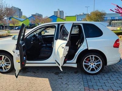 Usata Porsche Cayenne Turbo 500 CV (367 kW) 2008 Bianco SUV