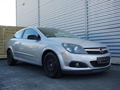 Opel Astra GTC