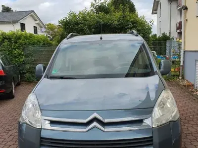 Gebraucht Citroën Berlingo 98 PS (72 kW) 2011 Grau Van / Kleinbus