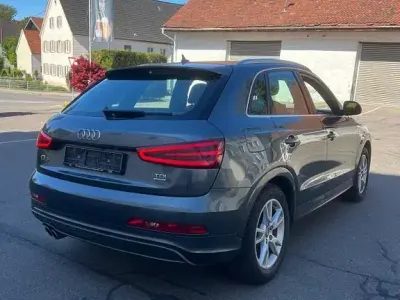 Gebraucht Audi Q3 S-Line 140 PS (102 kW) 2014 Grau SUV