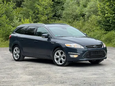 Gebraucht Ford Mondeo 160 PS (117 kW) 2015 Grau Kombi