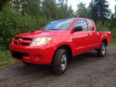 Gebraucht Toyota HiLux Sol 120 PS (88 kW) 2008 Rot metallic Abholung
