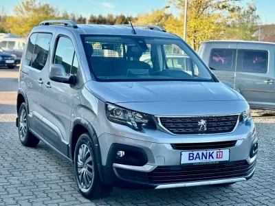 Gebraucht Peugeot Rifter Premium 131 PS (96 kW) 2021 Grau Van / Kleinbus