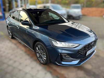 Blau Neu 2025 Ford Focus ST-Line X Limousine | 28.990 € (Fairer Preis)