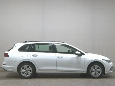 Brugt VW Golf VIII 116 HK (85 kW) 2022 Hvid Sedan