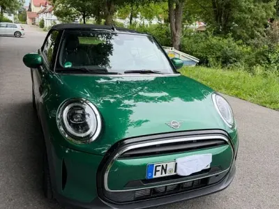 Gebraucht Mini One Cabriolet 136 PS (100 kW) 2023 Grün Cabrio