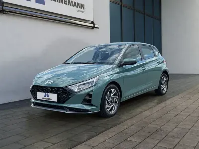 Neu Hyundai i20 Trend 101 PS (74 kW) 2026 Grün Kleinwagen