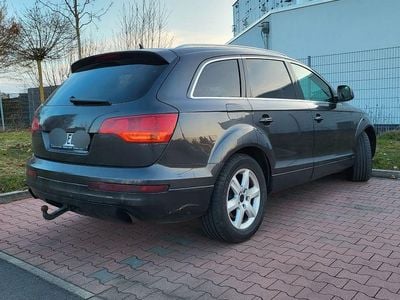 Begagnad Audi Q7 232 HK (170 kW) 2006 Grå SUV