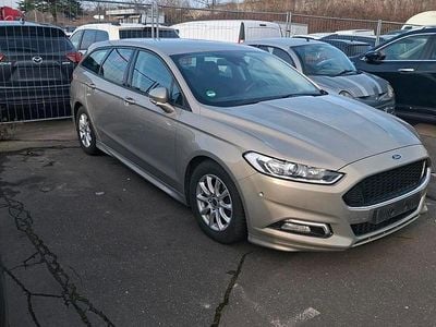 Gebraucht Ford Mondeo 120 PS (88 kW) 2016 Gold Kombi