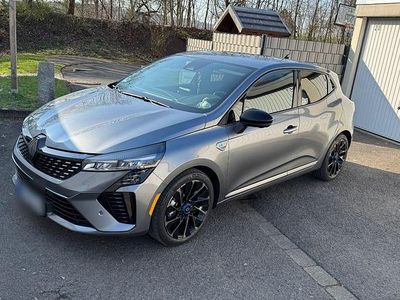 Gebraucht Renault Clio V Bose Edition 91 PS (66 kW) 2024 Grau Kleinwagen