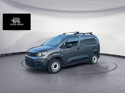 Gebraucht Peugeot Partner Premium 131 PS (96 kW) 2020 Grau Van / Kleinbus