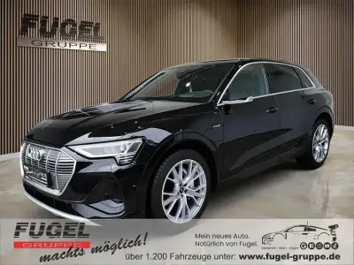 Gebraucht Audi e-tron S-Line 300 kW (408 PS) 2022 Mythosschwarz metallic SUV