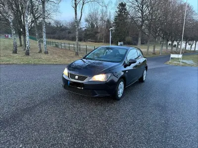 Gebraucht Seat Ibiza 69 PS (50 kW) 2012 Schwarz Kleinwagen