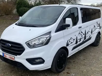 Gebraucht Ford 300 131 PS (96 kW) 2020 Weiß Van / Kleinbus