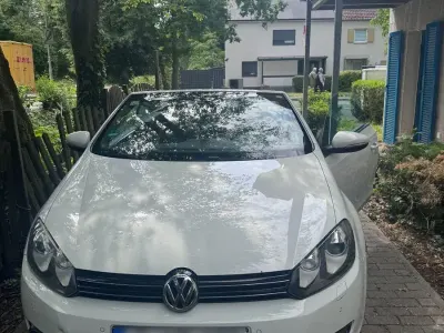 Gebraucht VW Golf Cabriolet 125 PS (91 kW) 2012 Weiß Cabrio