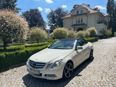 Gebraucht Mercedes E200 Avantgarde 184 PS (135 kW) 2012 Weiß Cabrio