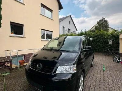 Gebraucht VW Multivan 175 PS (128 kW) 2004 Schwarz Van / Kleinbus