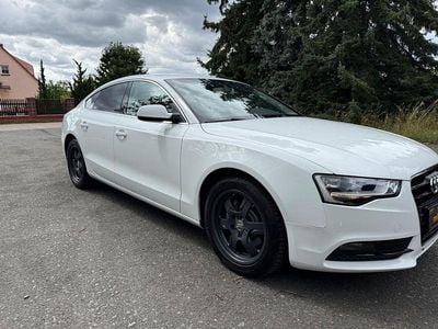 Gebraucht Audi A5 Sportback Ambiente 144 PS (105 kW) 2015 Weiß Kleinwagen