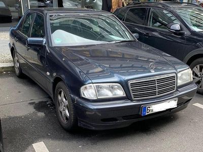 Mercedes C200