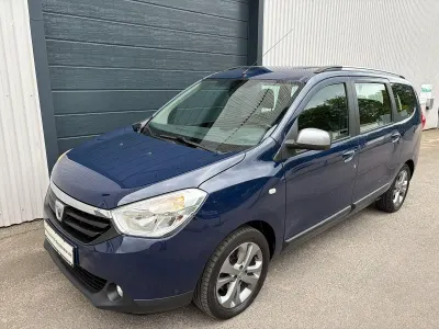 Gebraucht Dacia Lodgy Celebration 107 PS (78 kW) 2015 Blau Van / Kleinbus