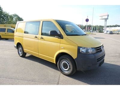 Gebraucht VW T5 84 PS (61 kW) 2010 Ginstergelb r1032 Van