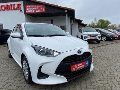 Second-hand Toyota Yaris Hybrid Comfort 116 CP (85 kW) 2022 Alb Berlinǎ