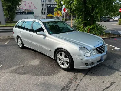 Gebraucht Mercedes E280 Avantgarde 190 PS (139 kW) 2007 Silber Kombi