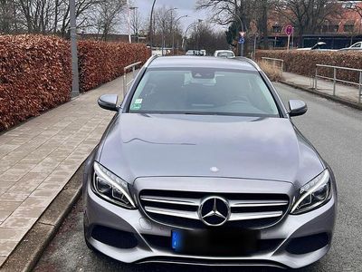 Gebraucht Mercedes C180 Avantgarde 156 PS (114 kW) 2016 Silber Limousine