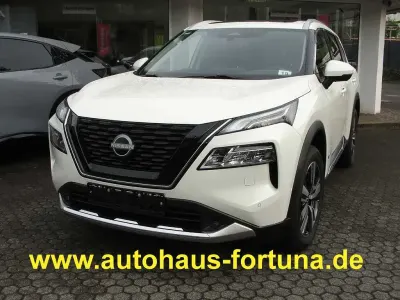 Gebraucht Nissan X-Trail Tekna 158 PS (116 kW) 2024 Brilliant white (m) SUV