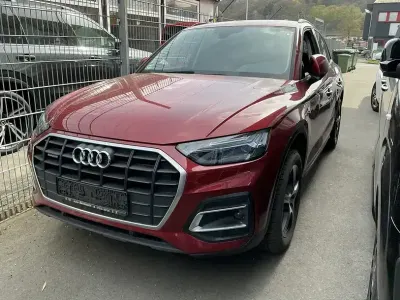 Używany Audi Q5 Sport 299 KM (219 kW) 2021 Czerwony SUV