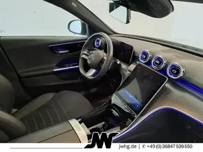 Gebraucht Mercedes C300 AMG 265 PS (194 kW) 2023 Hightechsilber metallic Limousine