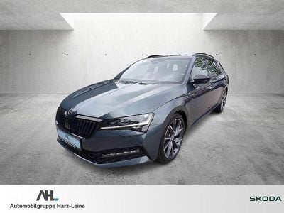 Grau Gebraucht 2022 Skoda Superb SportLine Kombi | 28.283 € (Fairer Preis)