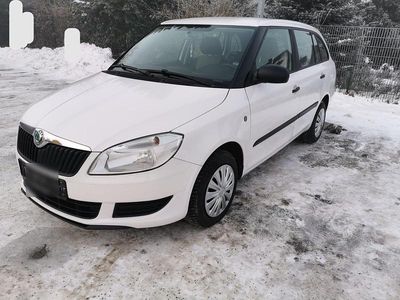 Gebraucht Skoda Fabia 69 PS (50 kW) 2012 Weiß Kombi