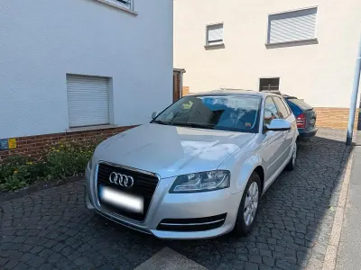 Gebraucht Audi A3 105 PS (77 kW) 2012 Silber Kleinwagen