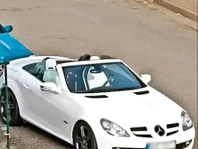 Gebraucht Mercedes SLK200 184 PS (135 kW) 2009 Weiß Cabrio