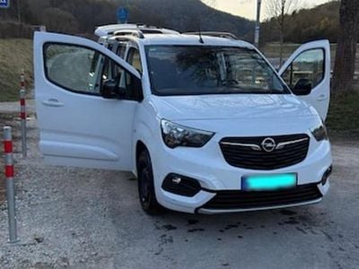 Gebraucht Opel Combo Life XL Ultimate 131 PS (96 kW) 2023 Weiß Van / Kleinbus