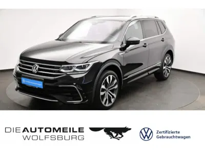 Gebraucht VW Tiguan Allspace R-line 245 PS (180 kW) 2023 Deep black perleffekt SUV