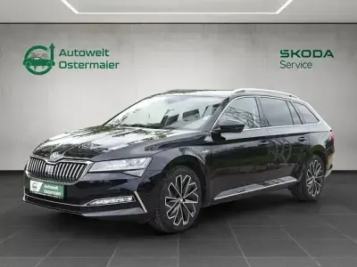 Gebraucht Skoda Superb LAURIN & KLEMENT 190 PS (139 kW) 2020 Schwarz Limousine