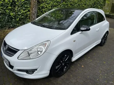 Gebraucht Opel Corsa Edition 80 PS (58 kW) 2009 Weiß Kleinwagen