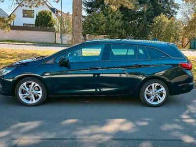 Usata Opel Astra 136 CV (100 kW) 2016 Verde Station wagon