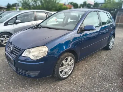 Gebraucht VW Polo Comfortline 80 PS (58 kW) 2009 Blau Kleinwagen