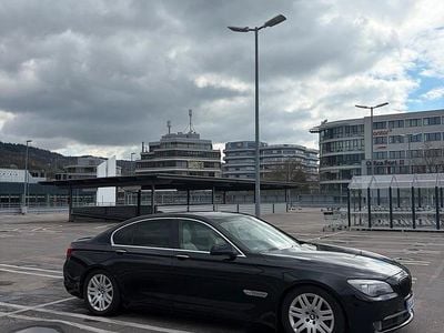 Second-hand BMW 730 245 CP (180 kW) 2011 Negru Berlinǎ