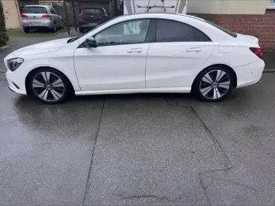 Gebraucht Mercedes CLA180 122 PS (89 kW) 2018 Weiß Coupé