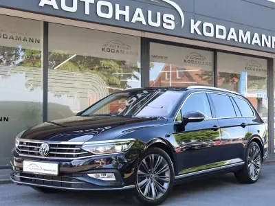 Gebraucht VW Passat Sound 200 PS (147 kW) 2023 Deep black perleffekt Kombi