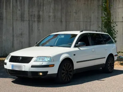 Gebraucht VW Passat 131 PS (96 kW) 2003 Weiß Kombi