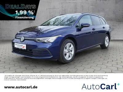Gebraucht VW Golf VIII Life 150 PS (110 kW) 2022 Atlantik blue metallic Kombi