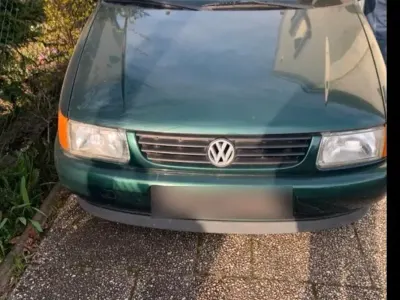 Usata VW Polo 60 CV (44 kW) 1998 Verde Utilitaria